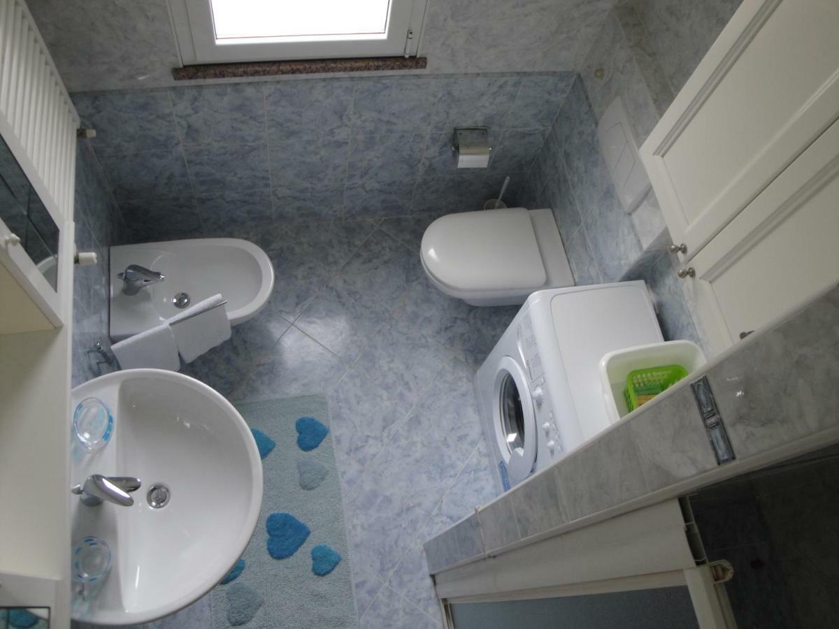 Aloe Beach Apartments, Ombrellone, Parcheggio E Uso Di Biciclette Gratis Rimini Buitenkant foto