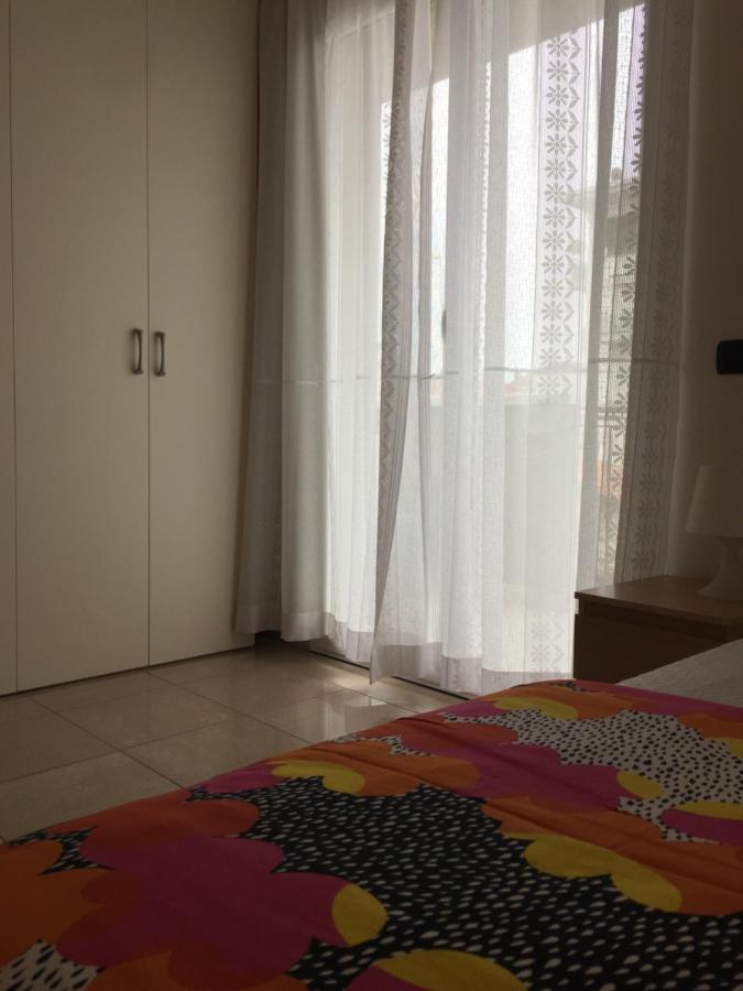 Aloe Beach Apartments, Ombrellone, Parcheggio E Uso Di Biciclette Gratis Rimini Buitenkant foto