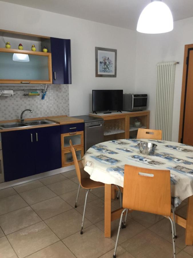 Aloe Beach Apartments, Ombrellone, Parcheggio E Uso Di Biciclette Gratis Rimini Buitenkant foto